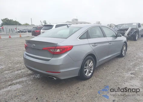2015 Hyundai Sonata Se z USA, uszkodzony, nr VIN 5NPE24AF3FH210839